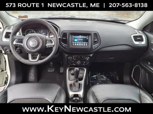 Used 2021 Jeep Compass Latitude image 14