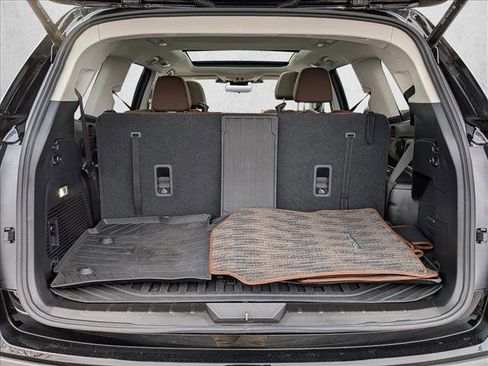 Certified 2025 Subaru Ascent Touring w/ Popular Package #2 image 6