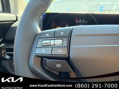 New 2026 Kia Sportage EX AWD/4WD image 31