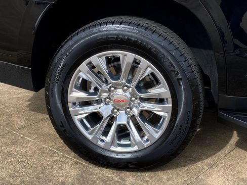 Used 2025 GMC Yukon Denali image 8