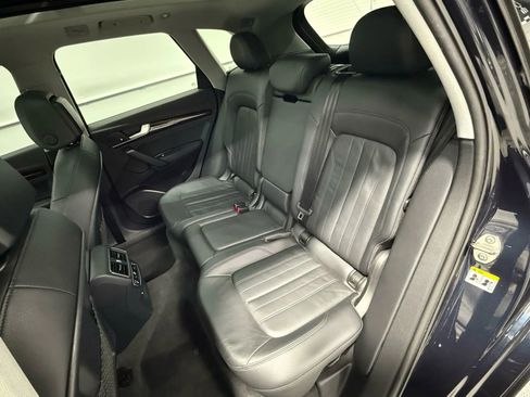 Used 2018 Audi Q5 2.0T Premium Plus w/ Premium Plus Package image 27