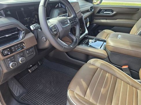 New 2026 GMC Yukon Denali Ultimate AWD/4WD image 20