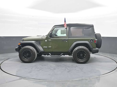 Used 2020 Jeep Wrangler Sport AWD/4WD image 5
