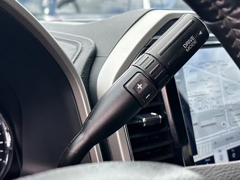 Used 2022 Ford F250 Lariat w/ Lariat Value Package image 33