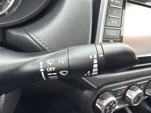 Used 2020 Nissan Versa S FWD image 13