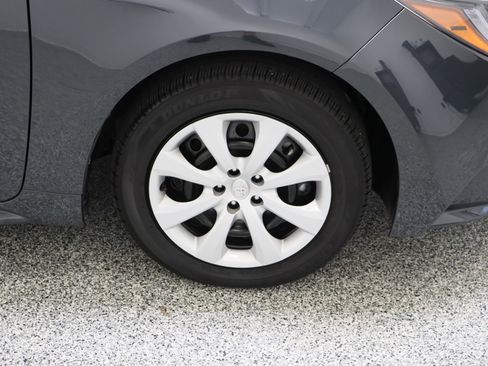 Certified 2026 Toyota Corolla LE FWD image 5