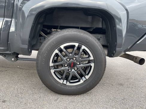 Certified 2025 Toyota Tacoma TRD Sport AWD/4WD image 10