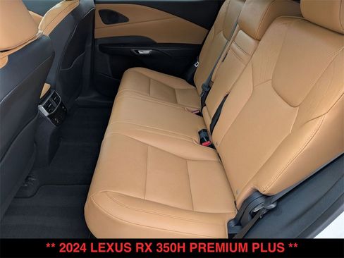 Used 2024 Lexus RX 350 w/ Convenience Package image 4