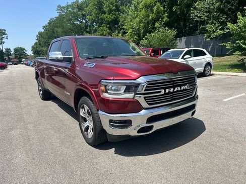 Used 2019 RAM 1500 Laramie AWD/4WD image 4