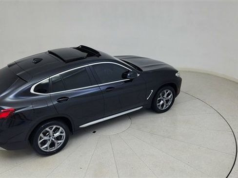 Used 2025 BMW X4 xDrive30i image 90