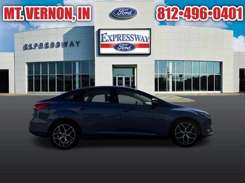 Used 2018 Ford Focus SEL FWD image 12