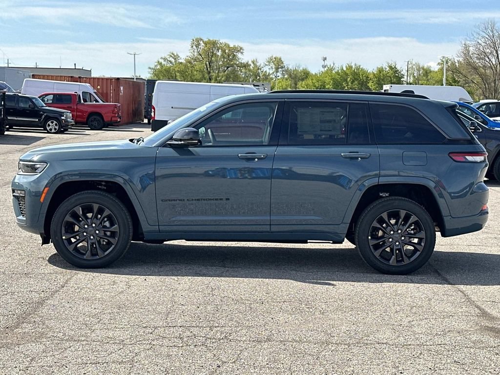 New 2026 Jeep Grand Cherokee Limited AWD/4WD image 5