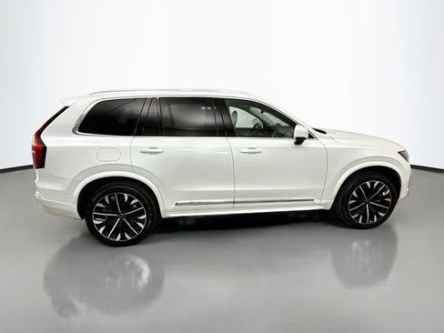 Used 2025 Volvo XC90 B5 Plus AWD/4WD image 8