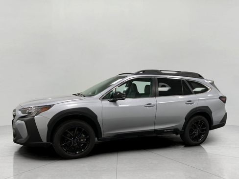 Used 2023 Subaru Outback Limited AWD/4WD image 9