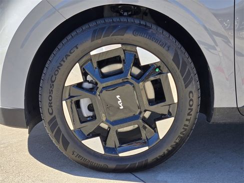 New 2026 Kia Carnival EX image 9