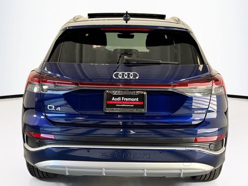 Used 2024 Audi Q4 e-tron Premium w/ Convenience Package image 6