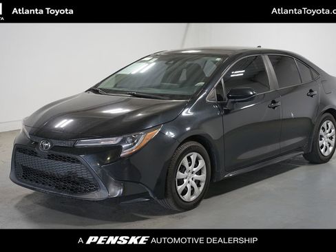 Used 2022 Toyota Corolla LE image 1