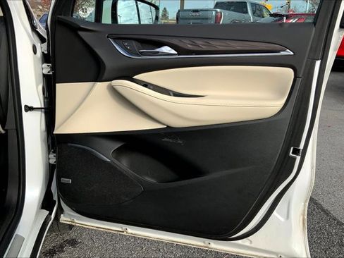 Used 2023 Buick Enclave Avenir w/ Avenir Technology Package image 24