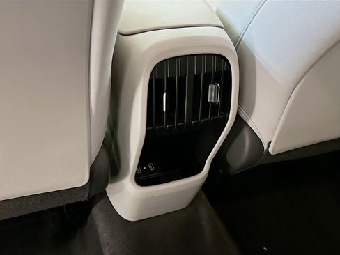 Used 2025 Hyundai Kona SEL image 27