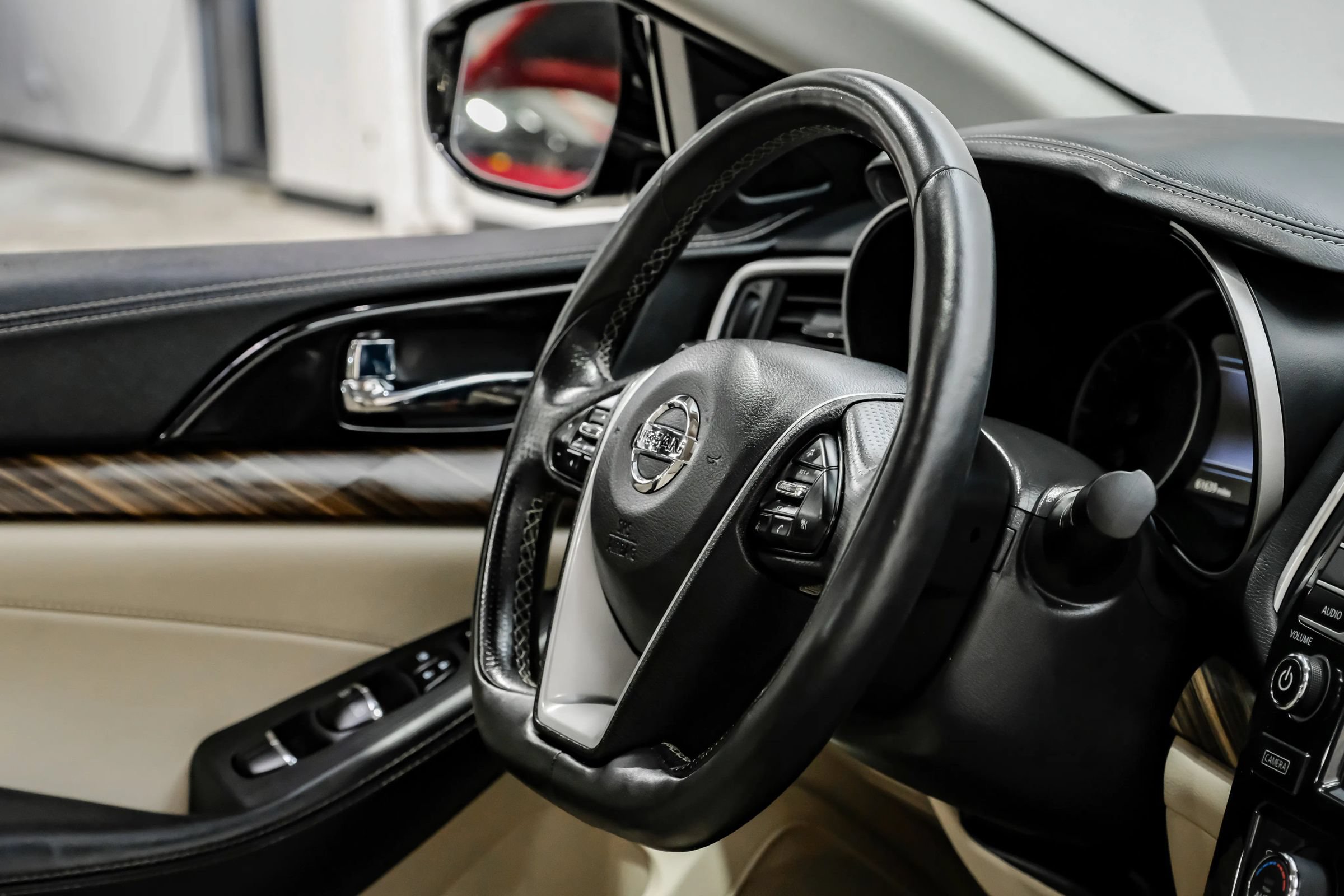 Used 2016 Nissan Maxima Platinum FWD image 12