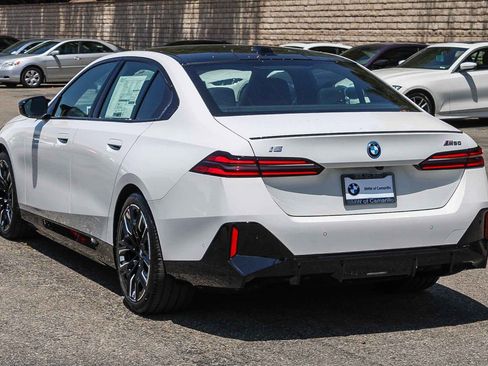 New 2026 BMW i5 M60 AWD/4WD image 4