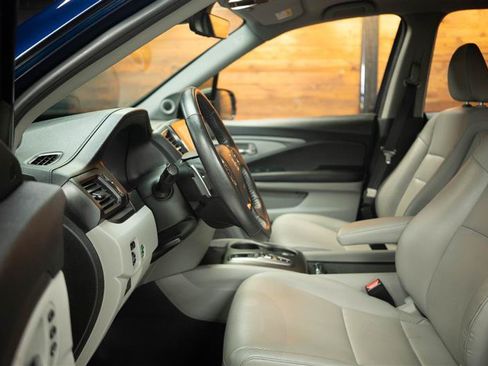 Used 2023 Honda Ridgeline RTL image 7