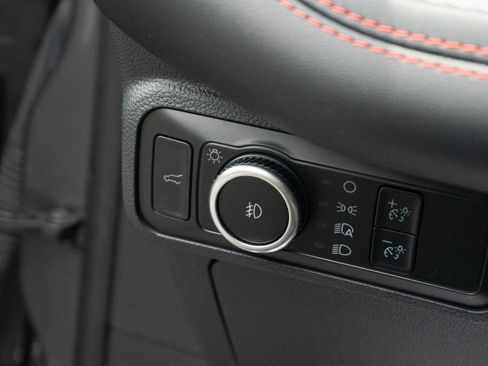 Used 2025 Ford Explorer ST RWD image 27