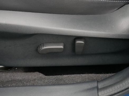 Used 2023 Subaru Impreza 2.0i Limited w/ Popular Package #2 AWD/4WD image 16