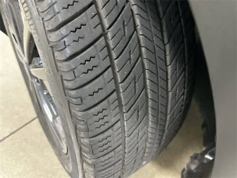 Used 2018 Ford Escape SEL image 29