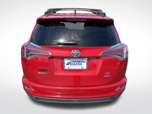 Used 2016 Toyota RAV4 LE image 4