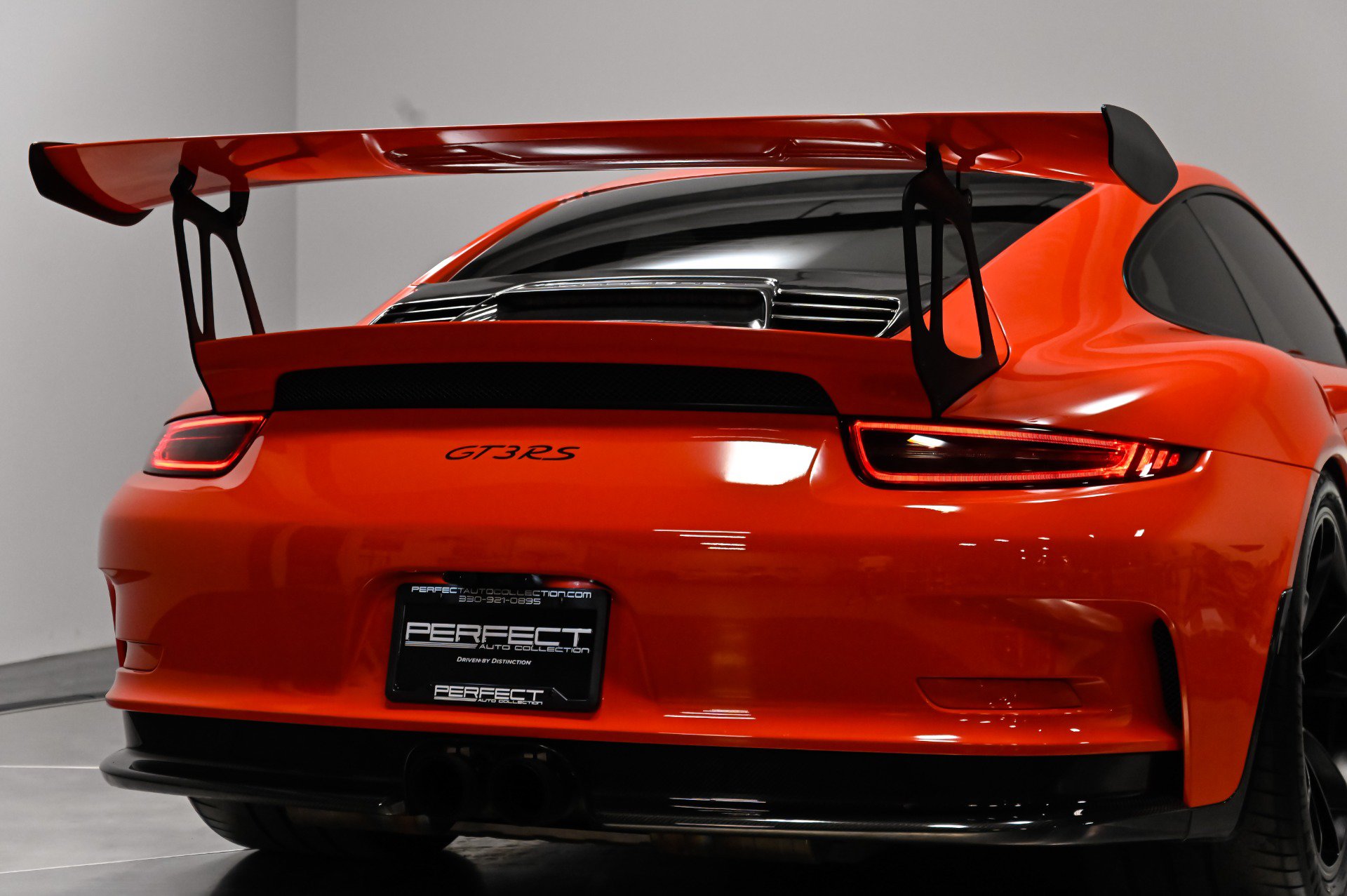 Used 2016 Porsche 911 GT3 RS RWD image 59