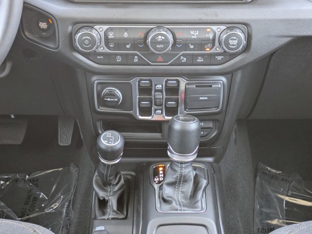 New 2026 Jeep Gladiator Sport AWD/4WD image 19