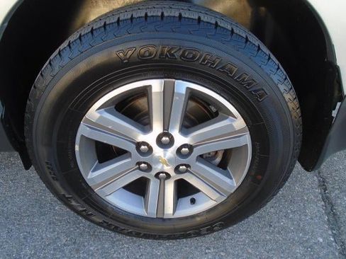 Used 2017 Chevrolet Traverse LT AWD/4WD image 25