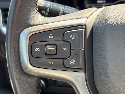 Used 2022 Chevrolet Tahoe Z71 w/ Z71 Off-Road Package AWD/4WD image 31