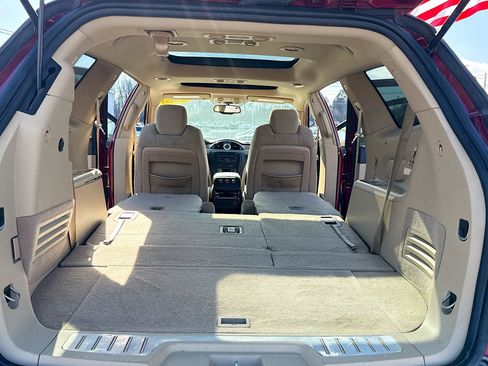 Used 2008 Buick Enclave CX w/ Driver Confidence Package image 7