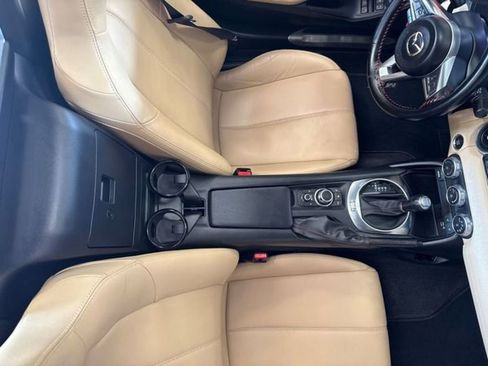 Used 2019 MAZDA MX-5 Miata RF Grand Touring w/ Interior Package image 74