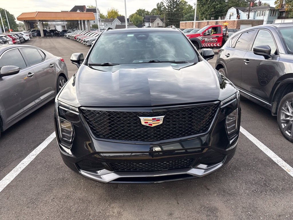 Used 2024 Cadillac XT4 Sport w/ Cold Weather Package AWD/4WD image 2