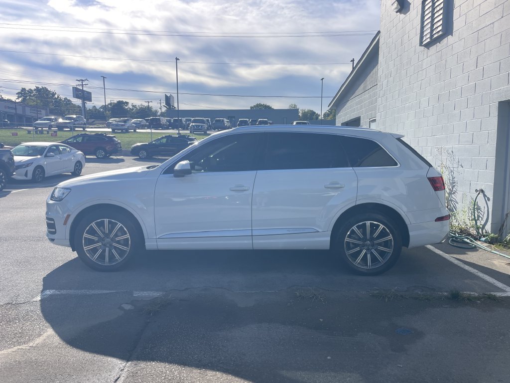 Used 2018 Audi Q7 3.0T Prestige AWD/4WD image 4