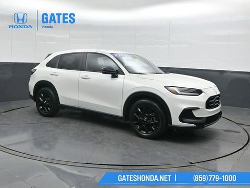 Certified 2024 Honda HR-V Sport image 4