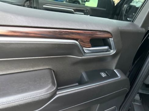 Used 2022 GMC Sierra 1500 SLT image 27