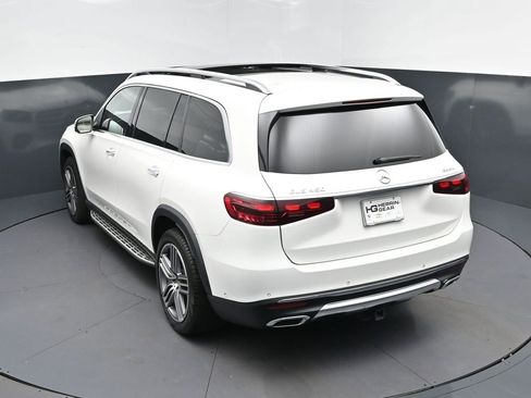 Used 2024 Mercedes-Benz GLS 450 4MATIC image 33