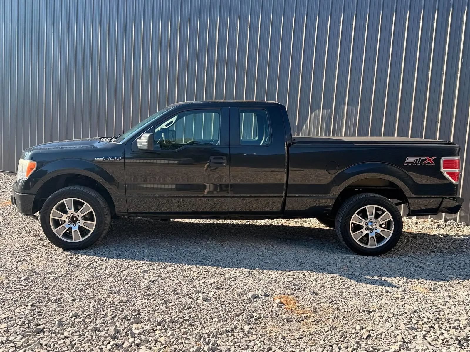 Used 2014 Ford F150 STX w/ Equipment Group 201A Mid AWD/4WD image 8