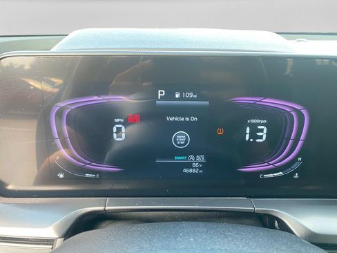 Used 2025 Kia Telluride S FWD image 22