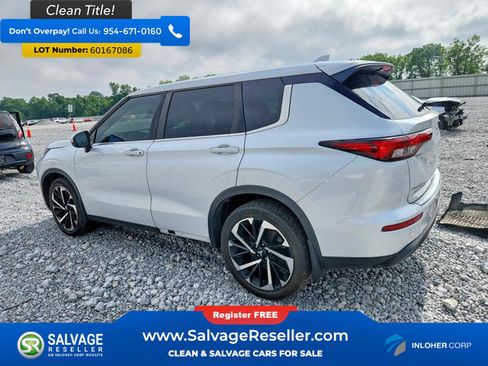 Used 2022 Mitsubishi Outlander ES AWD/4WD image 3