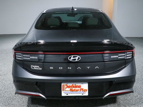 Used 2025 Hyundai Sonata SEL FWD image 8