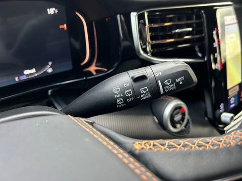 Used 2024 Jeep Grand Wagoneer Series III w/ Rear Seat Video Group 1 image 17