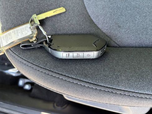 Used 2025 Kia K4 FWD image 18