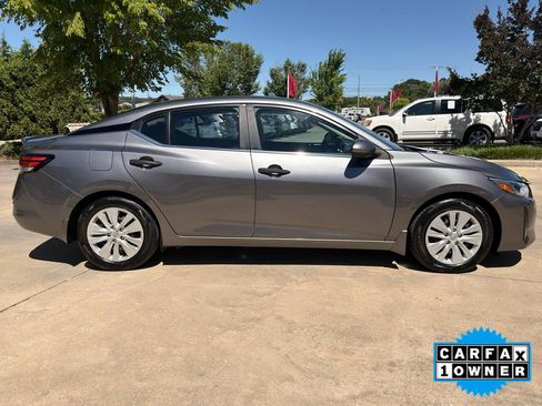 Used 2024 Nissan Sentra S FWD image 2