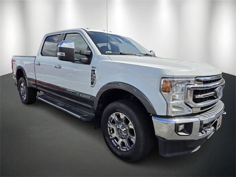 Used 2020 Ford F350 Lariat w/ Lariat Ultimate Package image 3