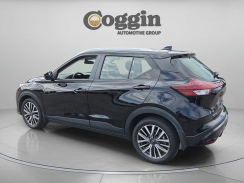 Used 2024 Nissan Kicks SV FWD image 5